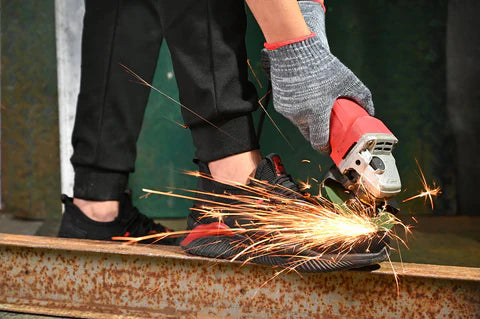 Hoe kies je de juiste stalen neus schoenen voor jouw werk